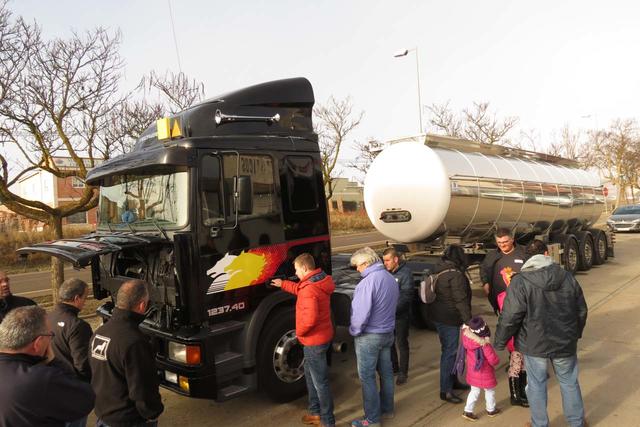 El Troner TS con motor de 370 CV llamó poderosamente la atención por su impecable estado.